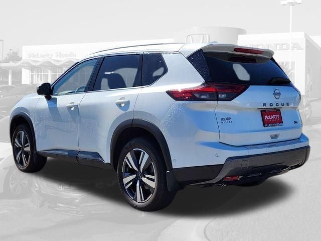 2025 Nissan Rogue SL