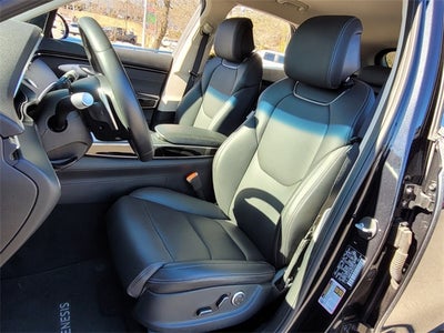 2025 Genesis GV70 2.5T