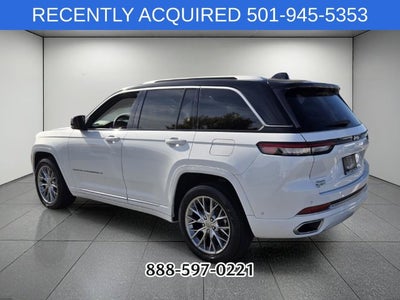 2023 Jeep Grand Cherokee Summit