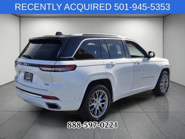 2023 Jeep Grand Cherokee Summit