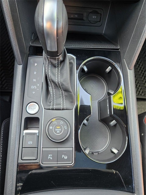 2023 Volkswagen Atlas Cross Sport 3.6L V6 SEL Premium R-Line