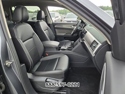 2022 Volkswagen Atlas 3.6L V6 SE w/Technology