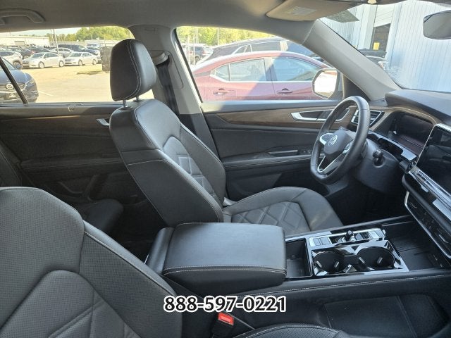 2025 Volkswagen Atlas 2.0T SE w/Technology