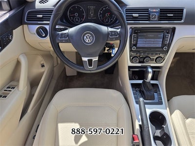 2013 Volkswagen Passat TDI SE w/Sunroof