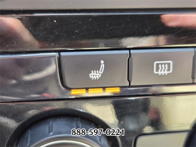 2013 Volkswagen Passat TDI SE w/Sunroof