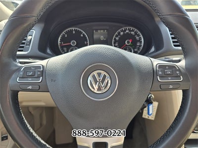 2013 Volkswagen Passat TDI SE w/Sunroof