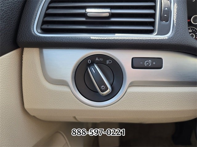 2013 Volkswagen Passat TDI SE w/Sunroof