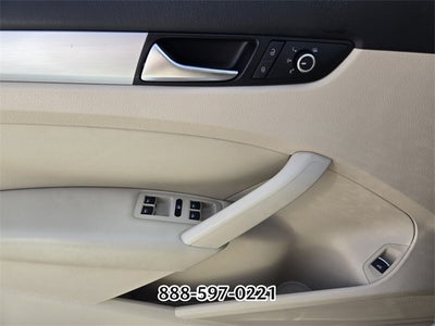 2013 Volkswagen Passat TDI SE w/Sunroof