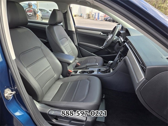 2022 Volkswagen Passat 2.0T SE