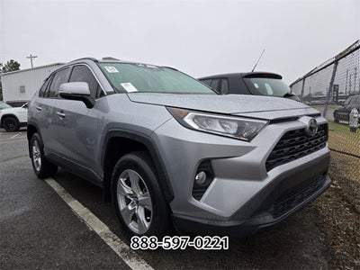 2020 Toyota RAV4 XLE