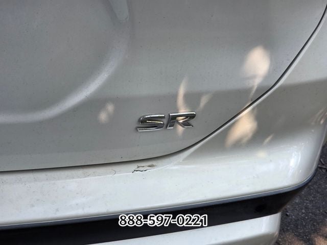 2022 Nissan Kicks SR