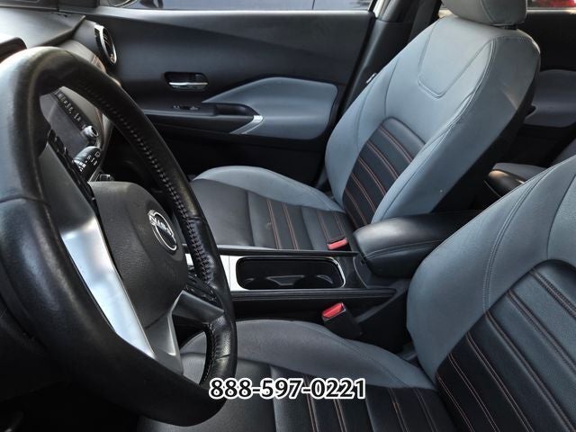 2022 Nissan Kicks SR