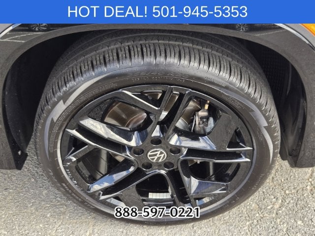 2025 Volkswagen Tiguan 2.0T SE R-Line Black