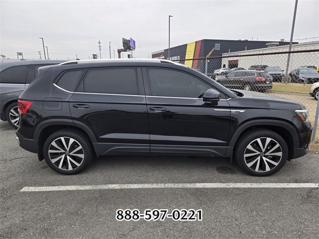 2024 Volkswagen Taos 1.5T SE