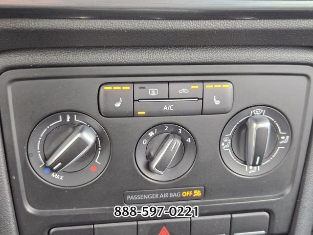 2016 Volkswagen Beetle 1.8T Denim