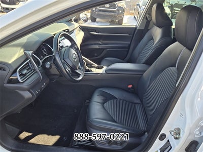 2020 Toyota Camry SE