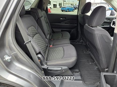 2022 Nissan Pathfinder S