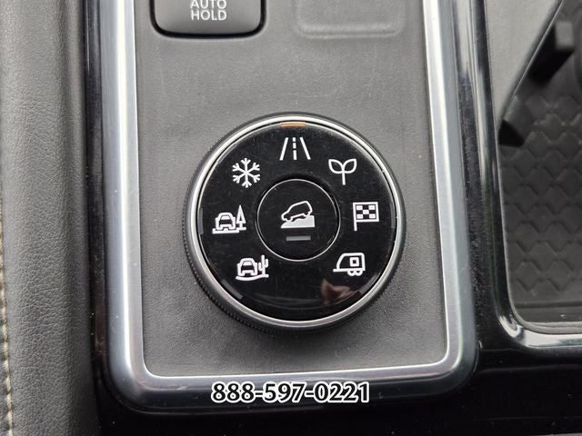 2022 Nissan Pathfinder S