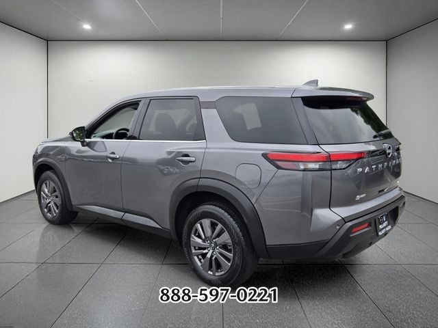 2022 Nissan Pathfinder S