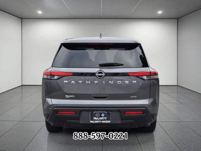 2022 Nissan Pathfinder S