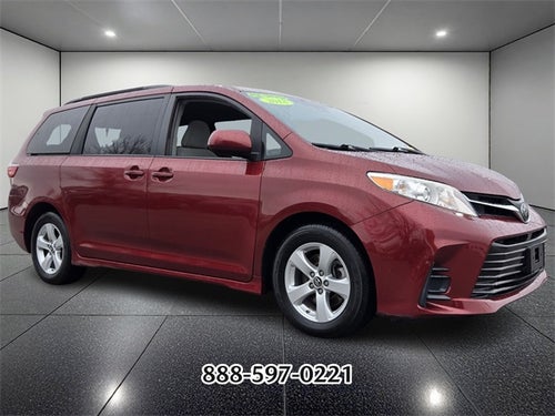 2018 Toyota Sienna L 7 Passenger