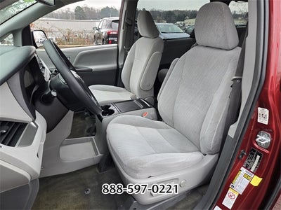 2018 Toyota Sienna L 7 Passenger
