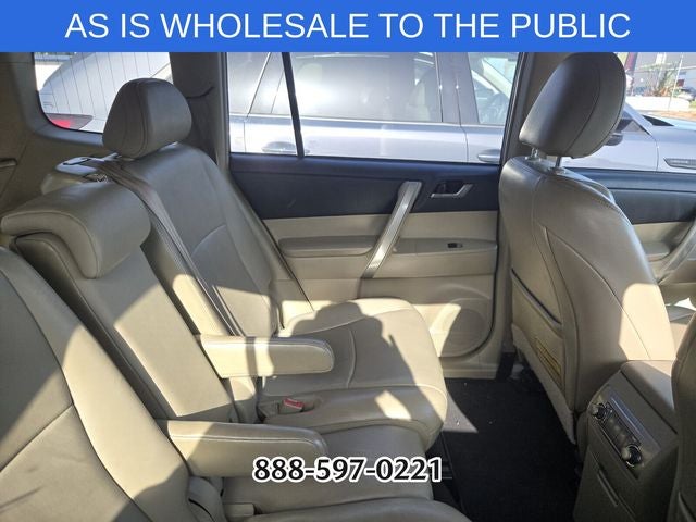 2013 Toyota Highlander SE