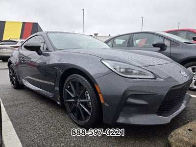 2025 Toyota GR86 Premium