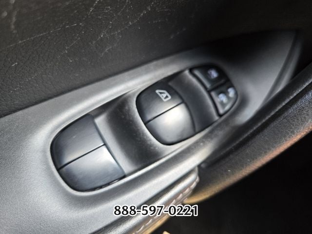 2022 Nissan Rogue Sport S