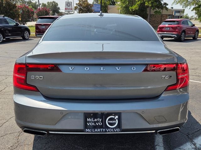 2017 Volvo S90 T6 Momentum