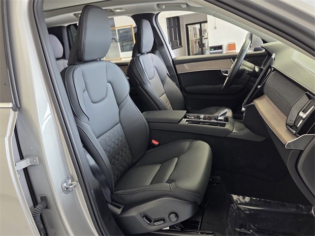 2025 Volvo XC90 B6 Plus 7-Seater 2025.5