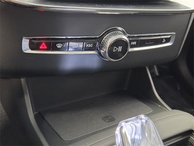 2025 Volvo XC90 B6 Plus 7-Seater 2025.5