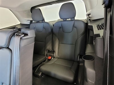 2025 Volvo XC90 B6 Plus 7-Seater