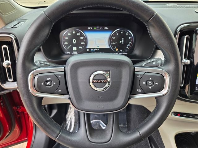 2019 Volvo XC40 Momentum