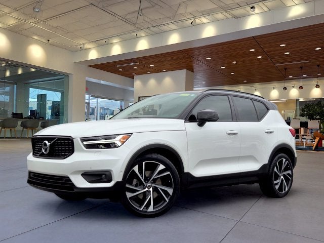 2021 Volvo XC40 R-Design