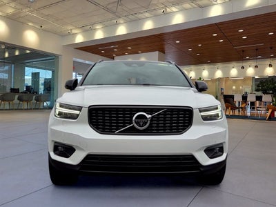 2021 Volvo XC40 R-Design
