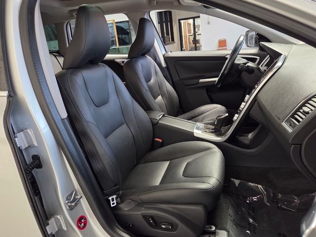 2015 Volvo XC60 T5 Premier