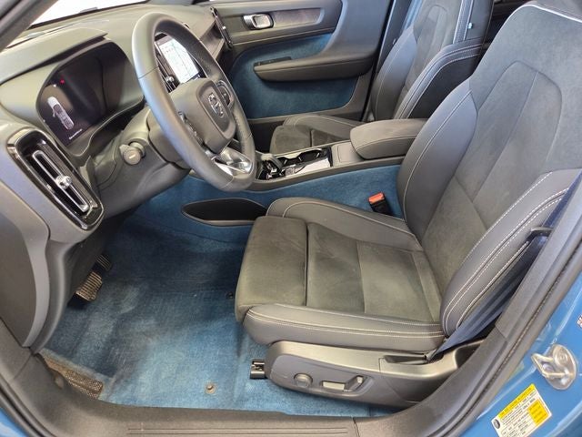 2023 Volvo C40 Recharge Pure Electric Twin Plus