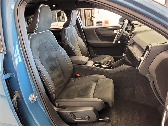 2023 Volvo C40 Recharge Pure Electric Ultimate