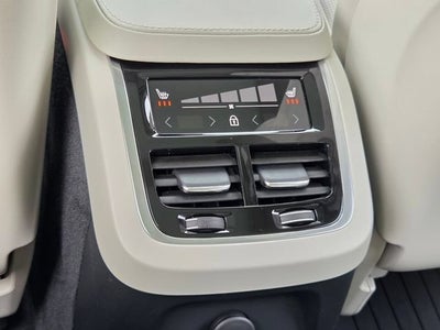 2023 Volvo XC90 Recharge Plug-In Hybrid Ultimate