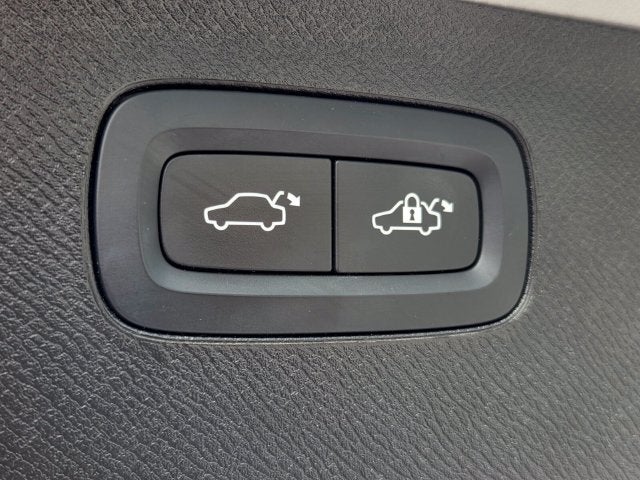 2023 Volvo XC90 Recharge Plug-In Hybrid Ultimate