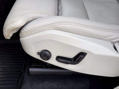2023 Volvo XC90 Recharge Plug-In Hybrid Ultimate