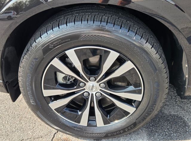 2024 Volvo XC60 Recharge Plug-In Hybrid Core Dark