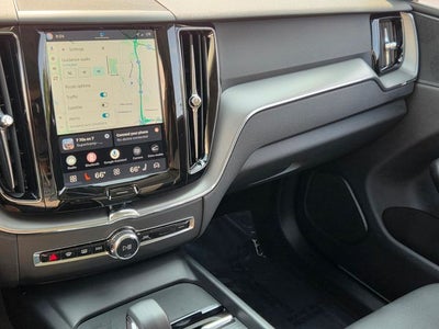 2024 Volvo XC60 Recharge Plug-In Hybrid Core Dark
