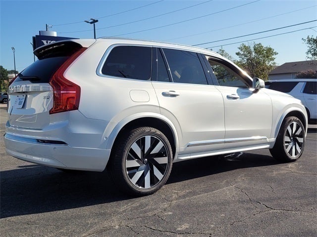 2025 Volvo XC90 Plug-In Hybrid T8 Plus 7 Passenger