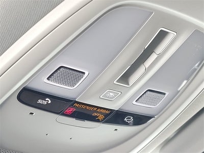 2023 Volvo XC60 B5 Ultimate Bright Theme