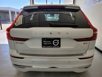 2023 Volvo XC60 B5 Ultimate Bright Theme