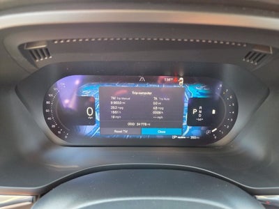 2023 Volvo XC60 B5 Ultimate Bright Theme