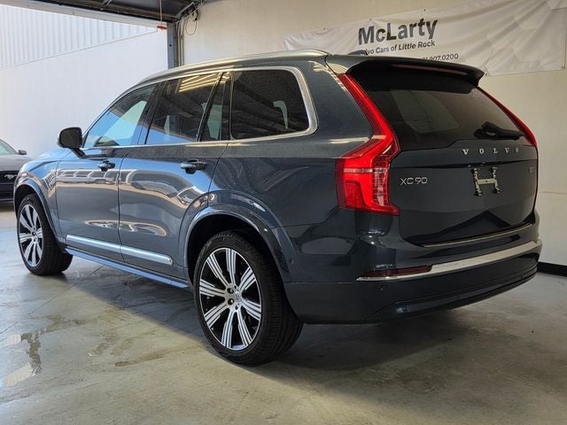 2024 Volvo XC90 B5 Plus