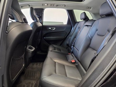 2024 Volvo XC60 B5 Core
